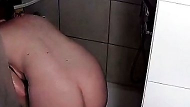 Cam catches milf in the shower