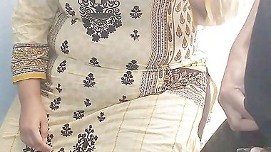 Stepson visits 25 Year old stepmom's Room while she Alone - Family Therapy