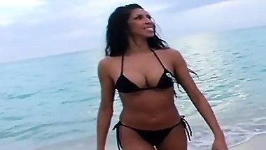 Kayla Loves To Follow Up A Swim In The Ocean With A Hot Fuck And Facial