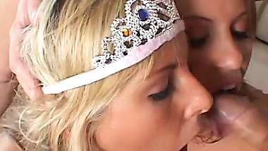 Groupsex with pretty blondes ended with heavy facial cumshots