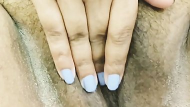 Masturbation Of A Juicy Indian Pussy