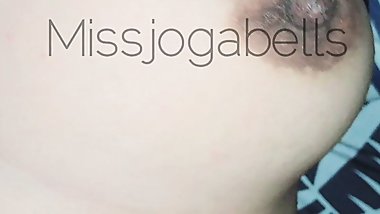 Lakas ng ungol ni tita habang kinakain ko sya aunty is moaning loud when i was eating her pussy