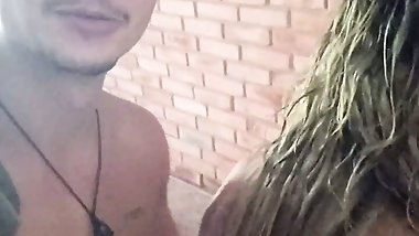 Carnaval e beijo grego